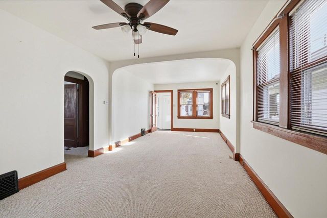 2816 Douglas AVENUE, Racine, WI 53402