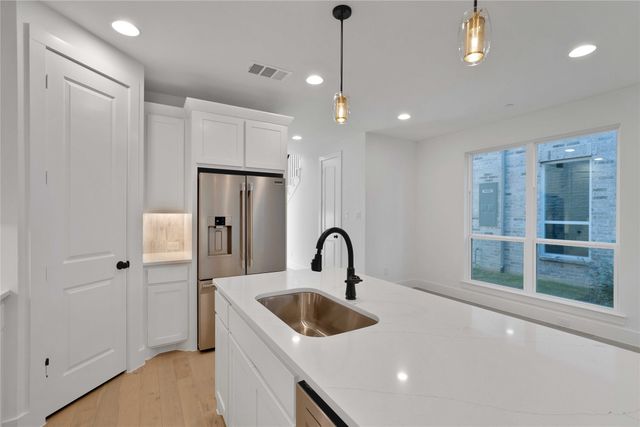 3117 Sir Judge Drive, Lewisville, TX 75056