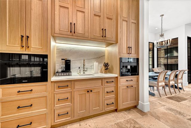 5043 Delilah Lane, Fayetteville, AR 72704