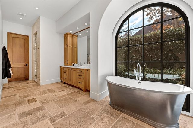 5043 Delilah Lane, Fayetteville, AR 72704