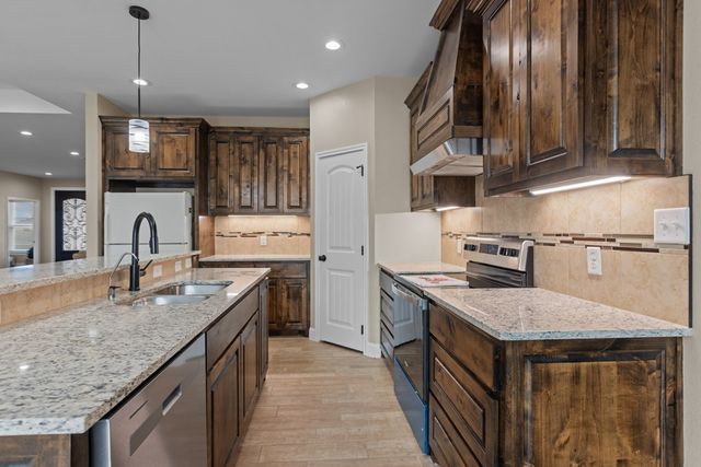 2110 S County Rd 1055, Midland, TX 79706