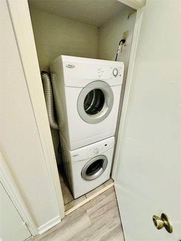 6810 Deatonhill DR 116, Austin, TX 78745