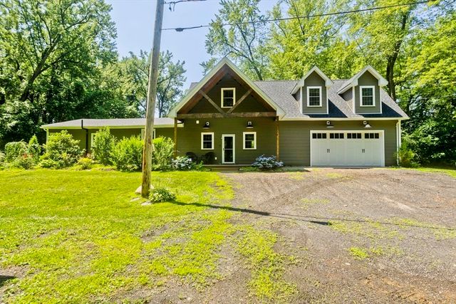 30 Cove Island Rd, South Hadley, MA 01075