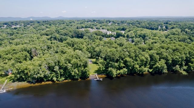 30 Cove Island Rd, South Hadley, MA 01075