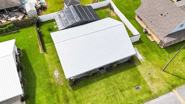 117 Crestwood Dr, Houma, LA 70364
