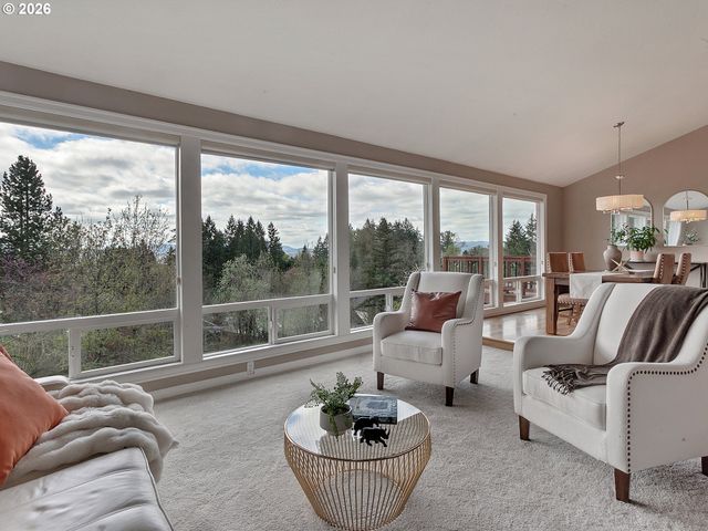 14740 Sw HAWK RIDGE Rd, Tigard, OR 97224