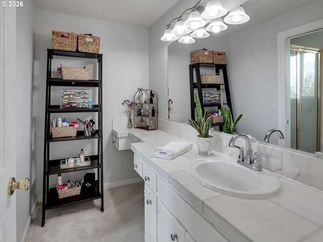 14740 Sw HAWK RIDGE Rd, Tigard, OR 97224