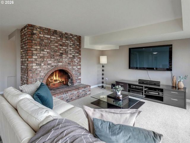 14740 Sw HAWK RIDGE Rd, Tigard, OR 97224