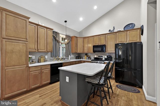 1930 HARVEST DR, Winchester, VA 22601