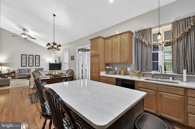 1930 HARVEST DR, Winchester, VA 22601