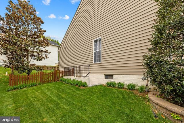 1930 HARVEST DR, Winchester, VA 22601