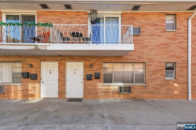 435 Teaneck Road 11, Ridgefield Park, NJ 07660