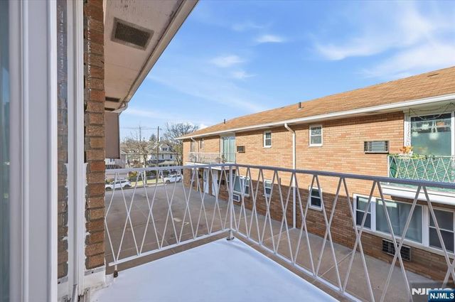 435 Teaneck Road 11, Ridgefield Park, NJ 07660