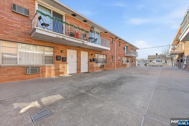 435 Teaneck Road 11, Ridgefield Park, NJ 07660