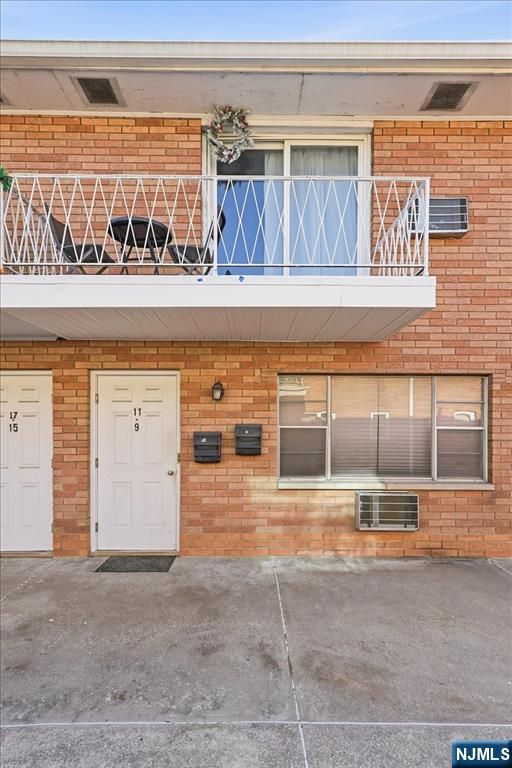 435 Teaneck Road 11, Ridgefield Park, NJ 07660