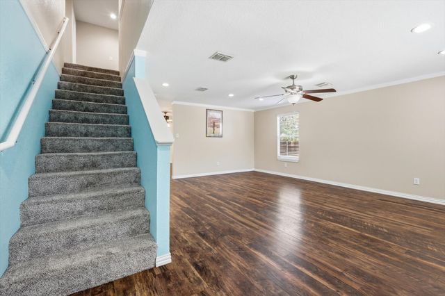 800 Poncho Lane, Fort Worth, TX 76052