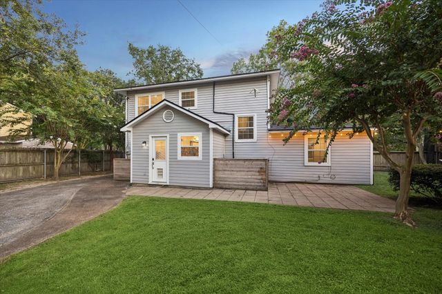 858 Azalea Street, Houston, TX 77018