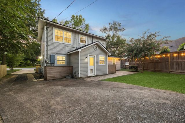 858 Azalea Street, Houston, TX 77018