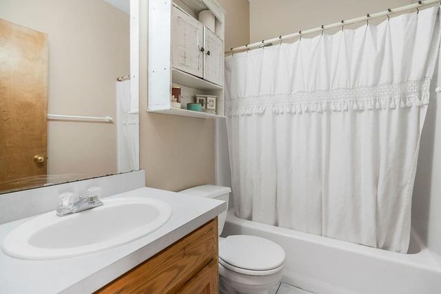 239 Prairie Lane, Wellsville, KS 66092