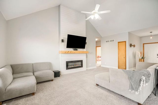 239 Prairie Lane, Wellsville, KS 66092