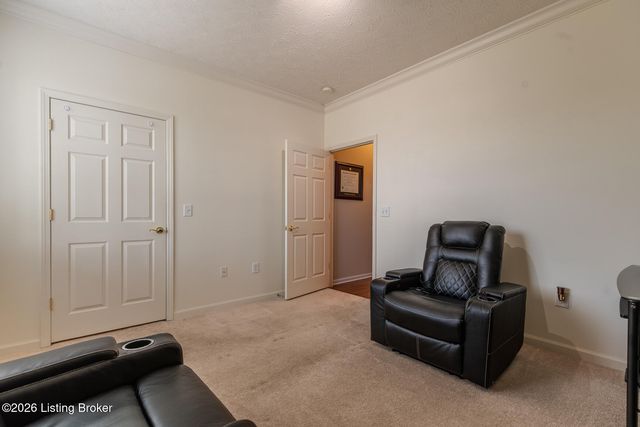 2609 Bradford Commons Dr 104, Louisville, KY 40299