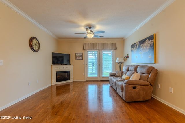 2609 Bradford Commons Dr 104, Louisville, KY 40299