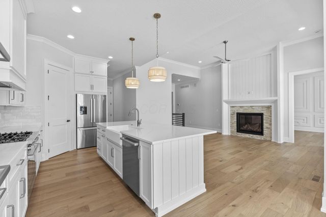 4041 Captains Circle, Lewis Center, OH 43035