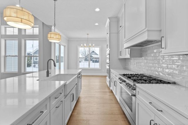 4041 Captains Circle, Lewis Center, OH 43035