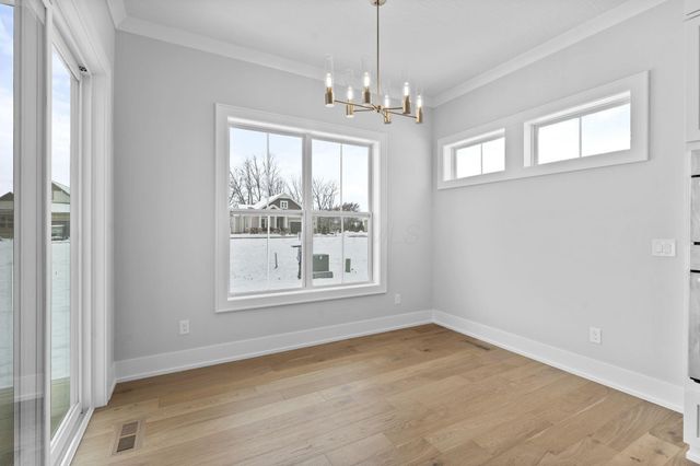 4041 Captains Circle, Lewis Center, OH 43035