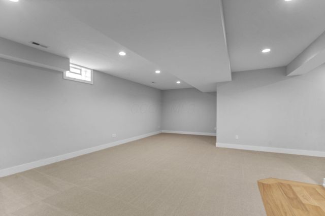 4041 Captains Circle, Lewis Center, OH 43035