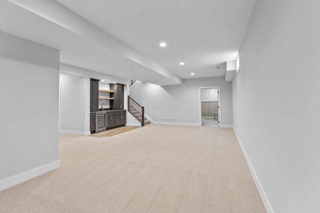 4041 Captains Circle, Lewis Center, OH 43035