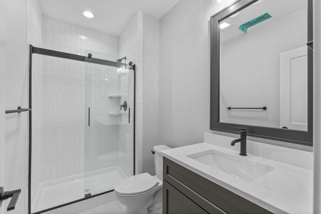 4041 Captains Circle, Lewis Center, OH 43035