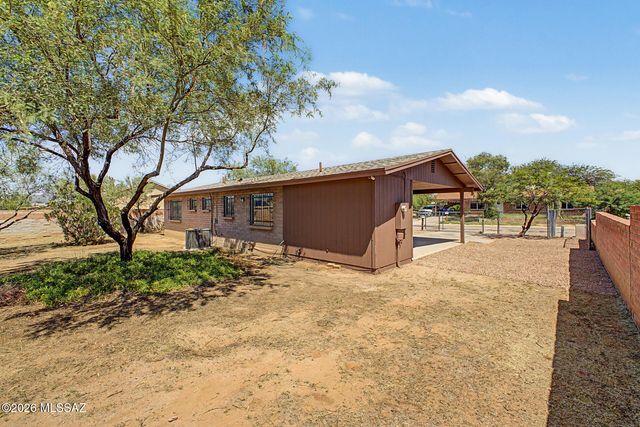 6650 S Draper Road, Tucson, AZ 85757