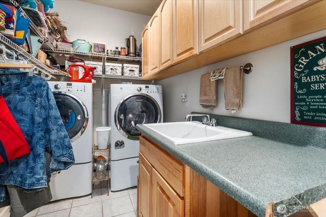 214 Stehekin Way, Chelan, WA 98816