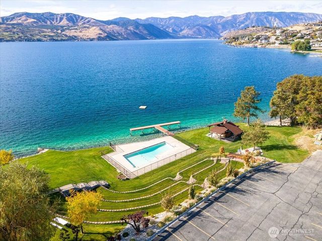 214 Stehekin Way, Chelan, WA 98816