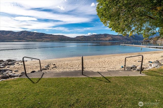 214 Stehekin Way, Chelan, WA 98816