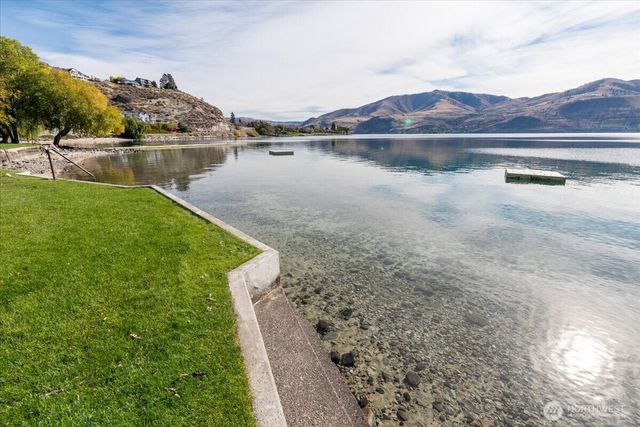 214 Stehekin Way, Chelan, WA 98816