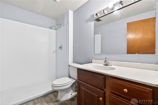 6608 Stranwood Drive, Englewood, OH 45322