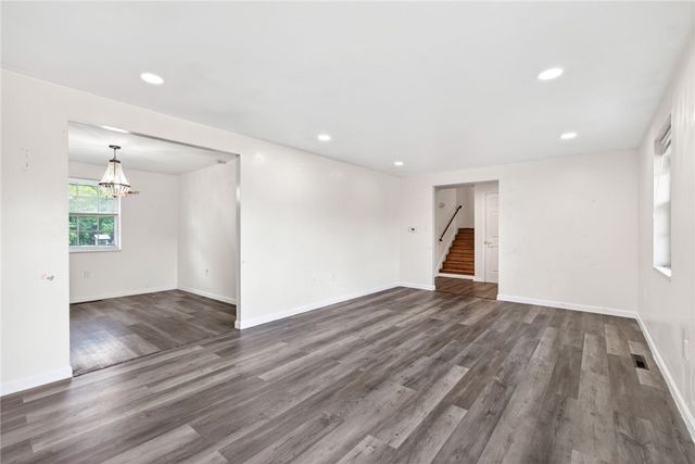 6608 Stranwood Drive, Englewood, OH 45322