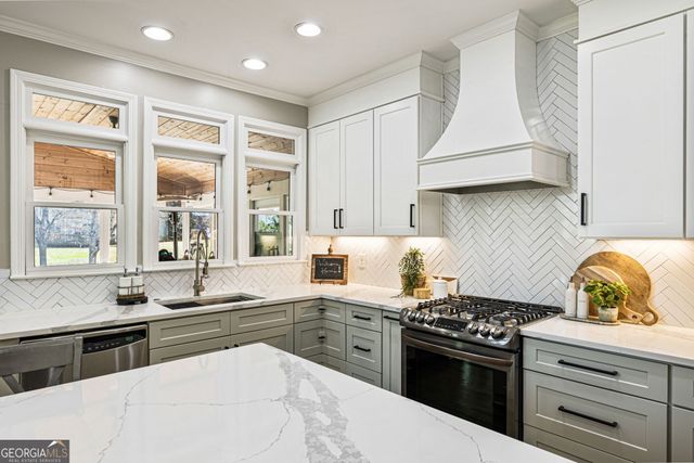 1410 Richards Circle, Alpharetta, GA 30009