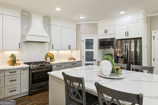 1410 Richards Circle, Alpharetta, GA 30009