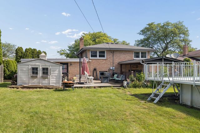 9019 W 92nd Place, Hickory Hills, IL 60457