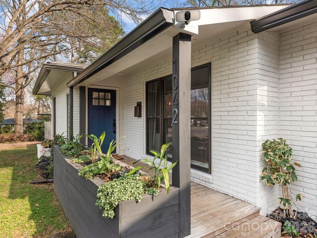 1042 Broadmoor Drive, Charlotte, NC 28209