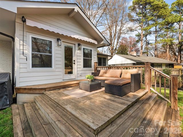 1042 Broadmoor Drive, Charlotte, NC 28209