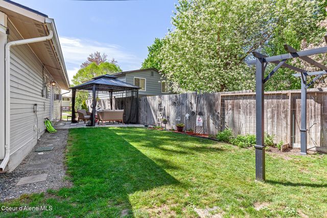 3204 N 8TH ST, Coeur D'alene, ID 83815