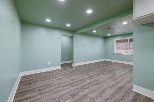 4722 E Florence Avenue, Fresno, CA 93725