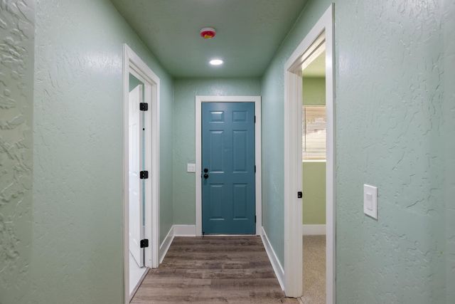 4722 E Florence Avenue, Fresno, CA 93725