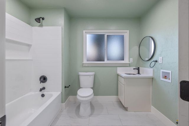 4722 E Florence Avenue, Fresno, CA 93725