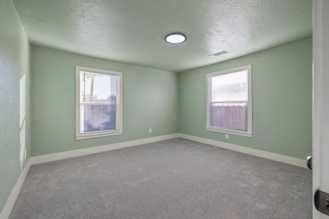 4722 E Florence Avenue, Fresno, CA 93725