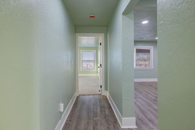 4722 E Florence Avenue, Fresno, CA 93725